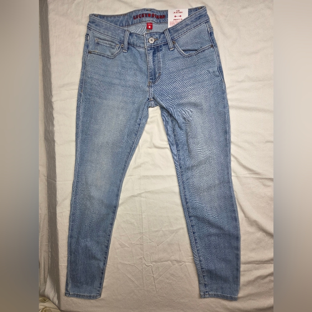 Lucky Brand Women's Light Blue Skinny Jeans NWT Size 4/27